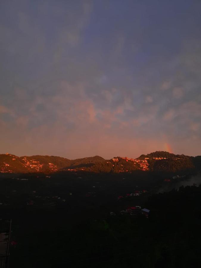 Him Aashrey B&B Homestay Shimla Extérieur photo
